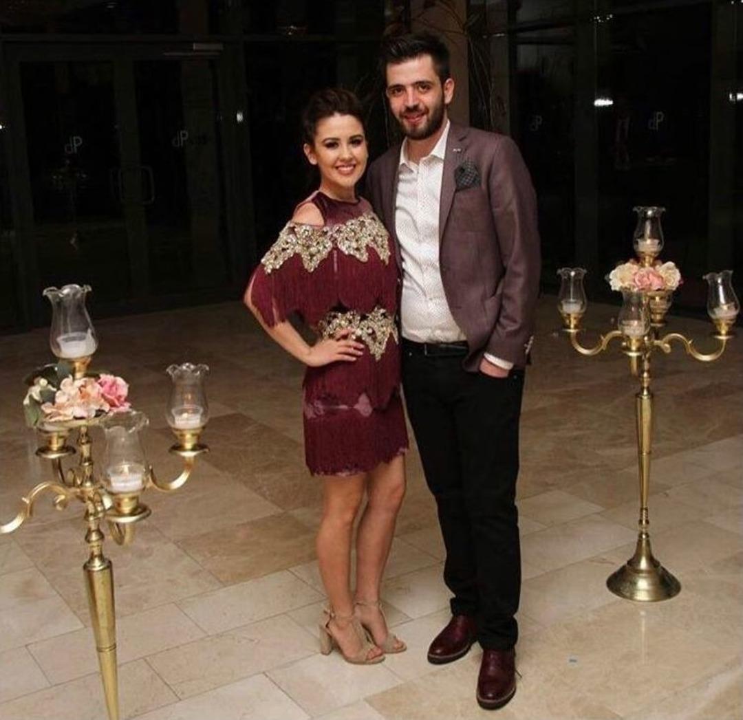 Online Davetiyeye Online Takı Takılacak