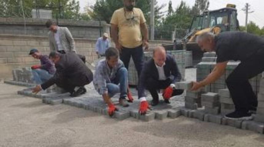 Kaymakam Maslak Yol &Ccedil;alışmalarını İnceledi