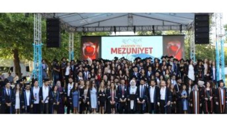 Mezunları En Hızlı İstihdam Edilen &Uuml;niversiteler A&ccedil;ıklandı