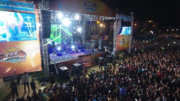 İzmir’de Yıldız Tilbe İzdihamı G3