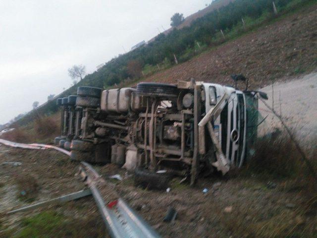 Adana’da Trafik Kazası: 1 Ölü, 1 Yaralı