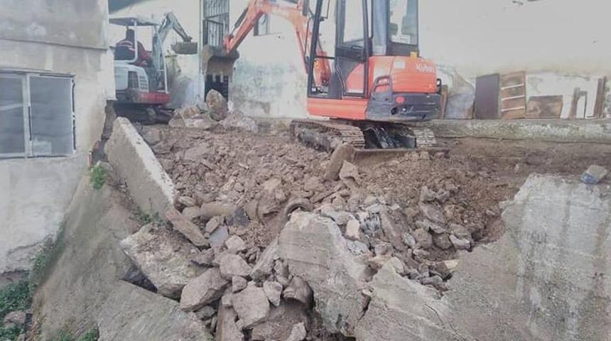 Kuşadası&rsquo;nda Şiddetli Fırtına