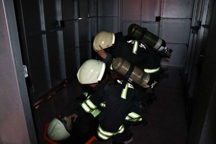 Kadın İtfaiyecilerden Aksiyon Filmlerini Aratmayan Tatbikat G3