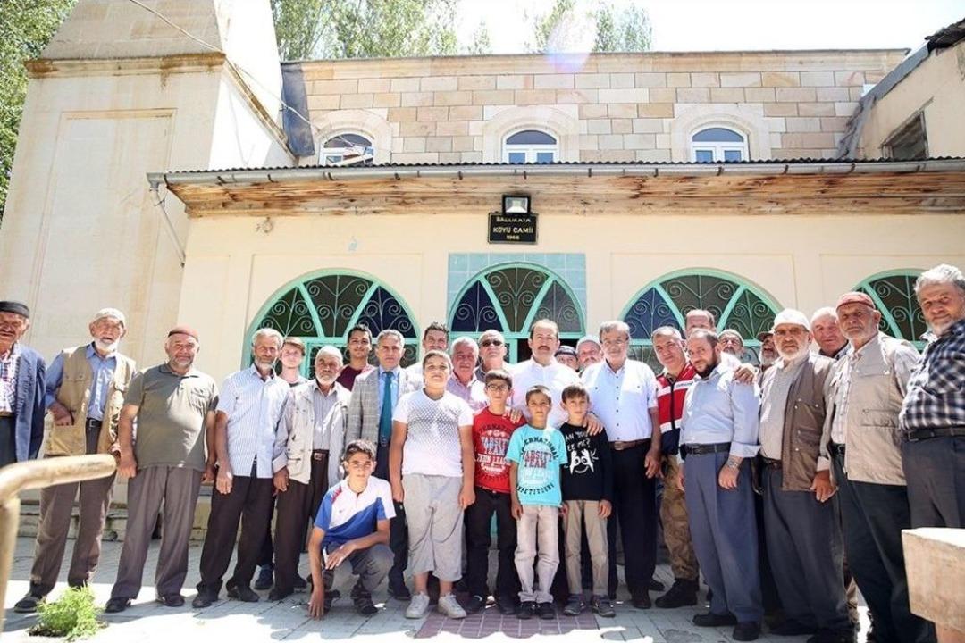 Vali Pehlivan Evini M&uuml;zeye D&ouml;n&uuml;şt&uuml;ren &Ouml;mer Haşlak&rsquo;ı Ziyaret Etti