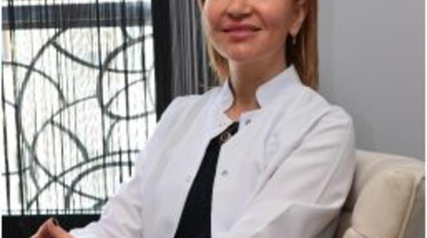 Ciltteki Sarkmalar Ve Kırışıklıklar Kaderiniz Olmasın