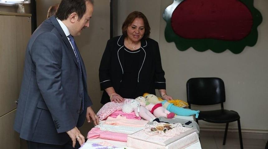 Vali Pehlivan Bayburtlu Kadınlar Derneği’ni Ziyaret Etti