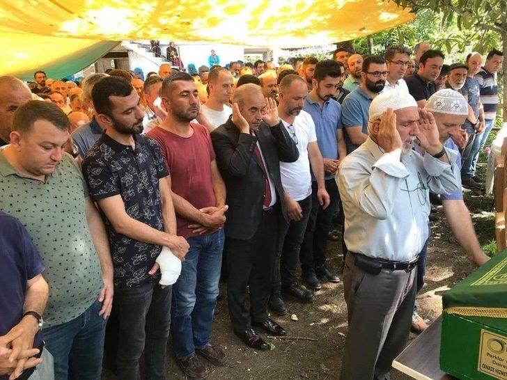 Minik Cemre Toprağa Düştü G1