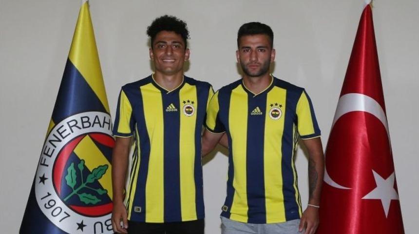 Fenerbah&ccedil;e, Alt Yapıdan 2 Oyuncuyla S&ouml;zleşme İmzaladı