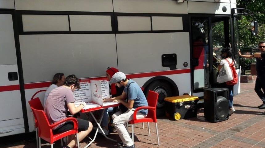 Kızılay&rsquo;dan Vatandaşlara &Ccedil;ağrı