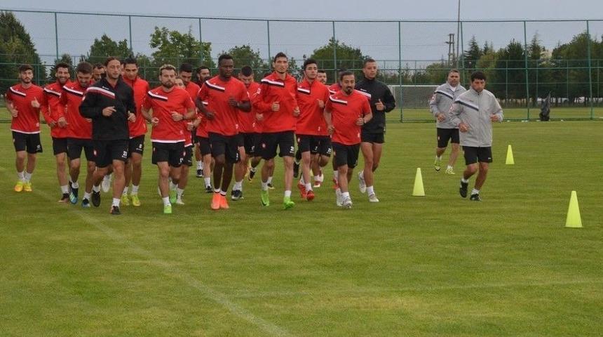 Kırıkkale B&uuml;y&uuml;k Anadoluspor Yeni Sezona Hazırlanıyor