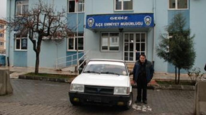 Gediz&rsquo;de &Ccedil;alınan Ara&ccedil; Uşak&rsquo;ta Bulundu