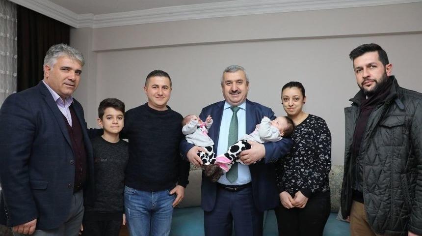 K&ouml;rfez&rsquo;de &ldquo;hoş Geldin Bebek&rdquo; Uygulaması Devam Ediyor