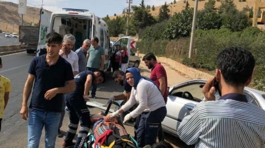 Mardin’de Trafik Kazası: 2’si Çocuk 3 Yaralı