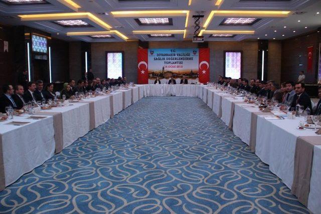 Vali Güzeloğlu, Sağlık Değerlendirme Toplantısına Katıldı