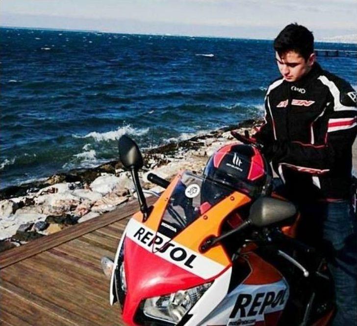 Temizlik Kamyonuna Arkadan Çarpan Motosikletli Hayatını Kaybetti G5