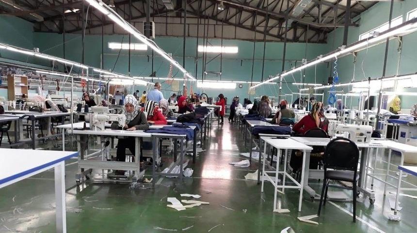 &Ccedil;aldıran Belediyesi 80 Aileye İş İmkanı Sağladı