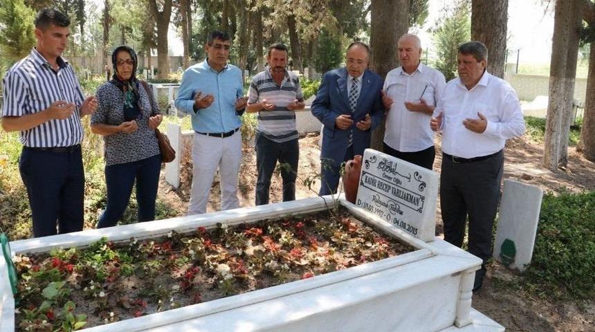 Başkan Varlıakman Mezarı Başında Anıldı