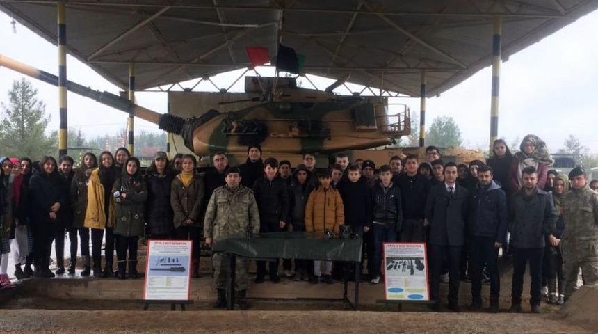 Midyat’ta Mehmetçiğe Moral Ziyareti