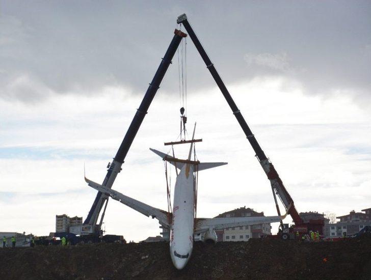 Uçak Santim Santim Havaya Kaldırıldı G5