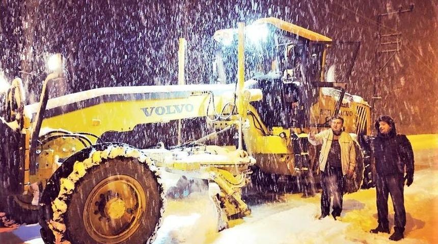 Hizan&rsquo;da Kar Yağışı