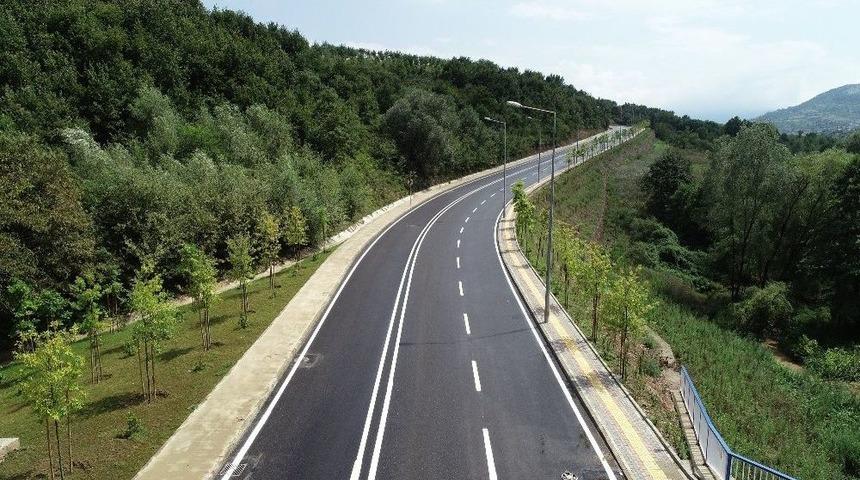 Başiskele&rsquo;de Yollar Yenileniyor