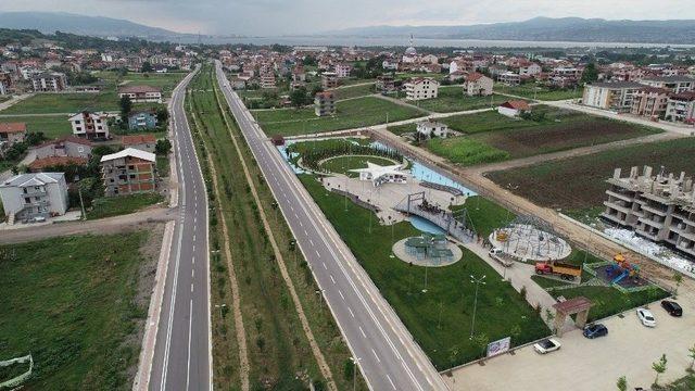 Başiskele’de Yollar Yenileniyor