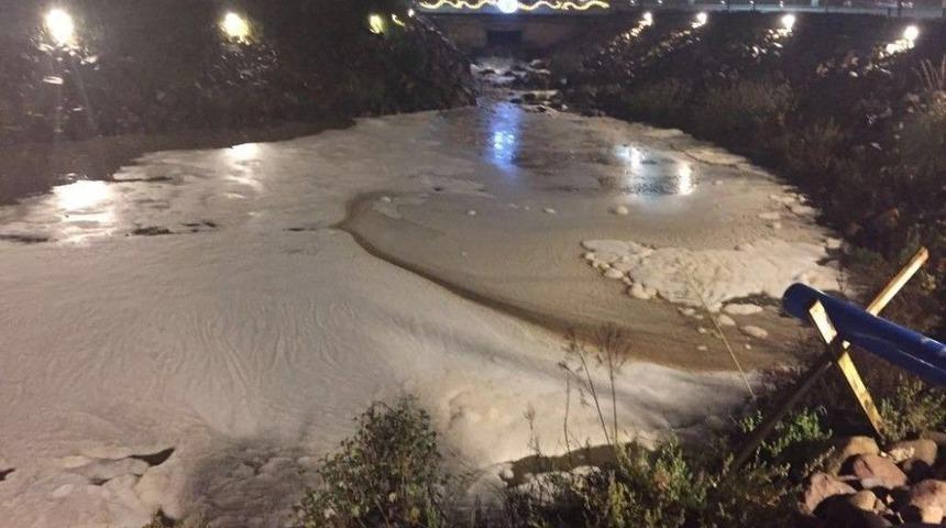 Safran &Ccedil;ayındaki Kirlilik Araştırılıyor