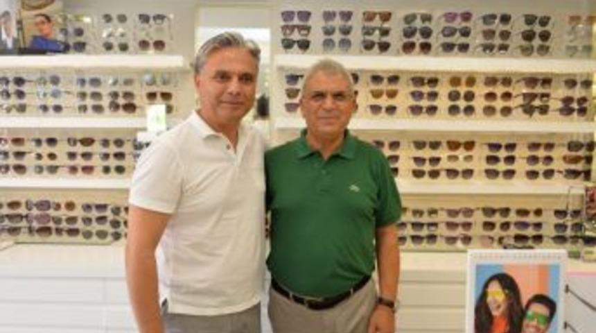 Muratpaşa&rsquo;da İlk İyi Komşu Nuri &Ouml;zkul Oldu