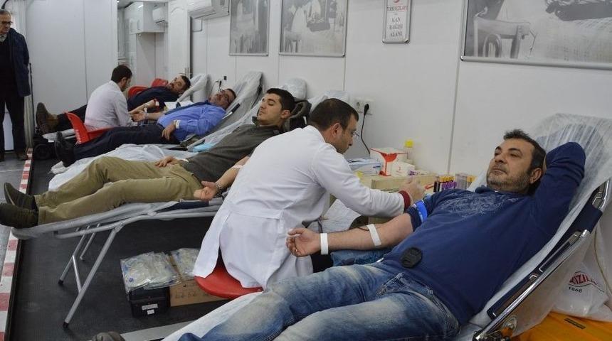 Niksar&rsquo;da T&uuml;rk Kızılay&rsquo;ına &lsquo;kan Ve K&ouml;k H&uuml;cre&rsquo; Bağışı