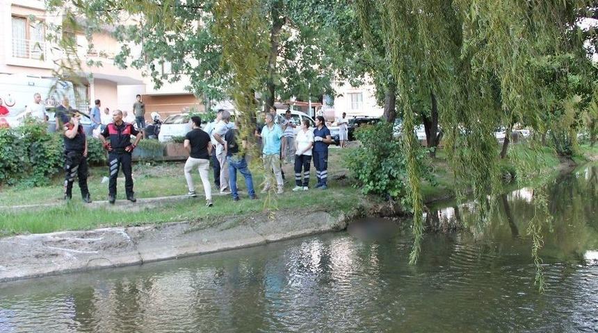 Yalova&rsquo;da Derede Erkek Cesedi Bulundu