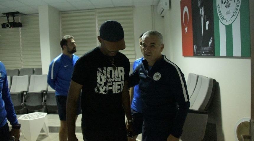 Atiker Konyaspor Eto&rsquo;o İle Yollarını Ayırdı