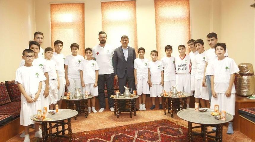 Telefonlar Sepete Sporcularla Sohbete