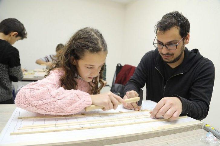 Yüreğir’de Model Uçak Kursu Açıldı G3