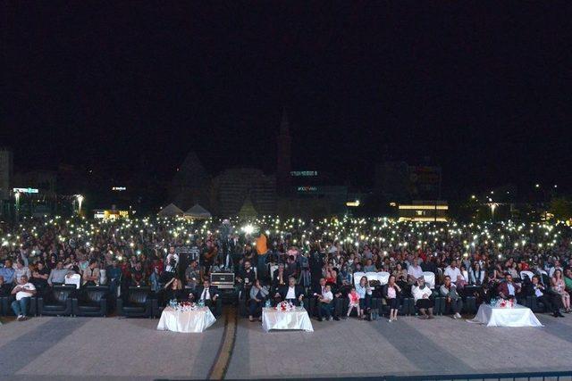 Neşet Ertaş Festivalinde Muhteşem Açılış