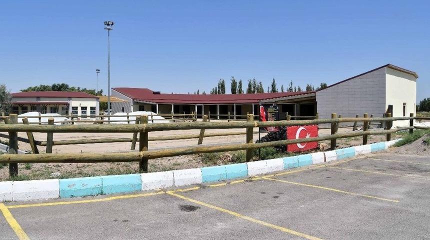 Aksaray&rsquo;a At Binicilik Tesisi