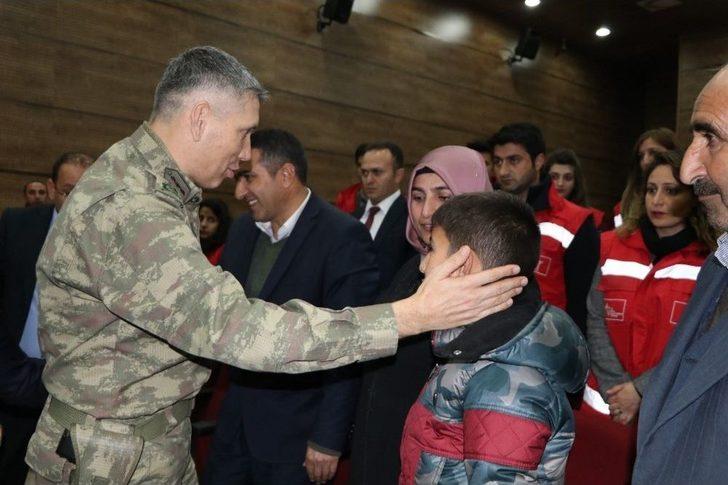 Siirt’te Şehit Yakınlarına ‘devlet Övünç Madalyası’ Verildi G4