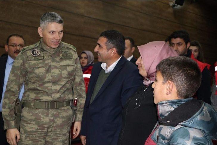 Siirt’te Şehit Yakınlarına ‘devlet Övünç Madalyası’ Verildi G1