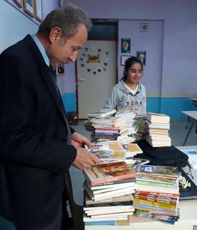 Gaün Öğrencilerinden Yazıkent Mürşide Akçay Ortaokulu’na Kütüphane