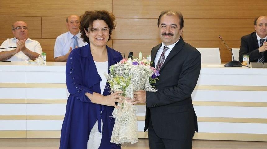 Sağlık Bakan Yardımcısı Prof. Dr. Emine Alp Meşe, Rektörlükte Üniversite İdarecileri İle Vedalaştı