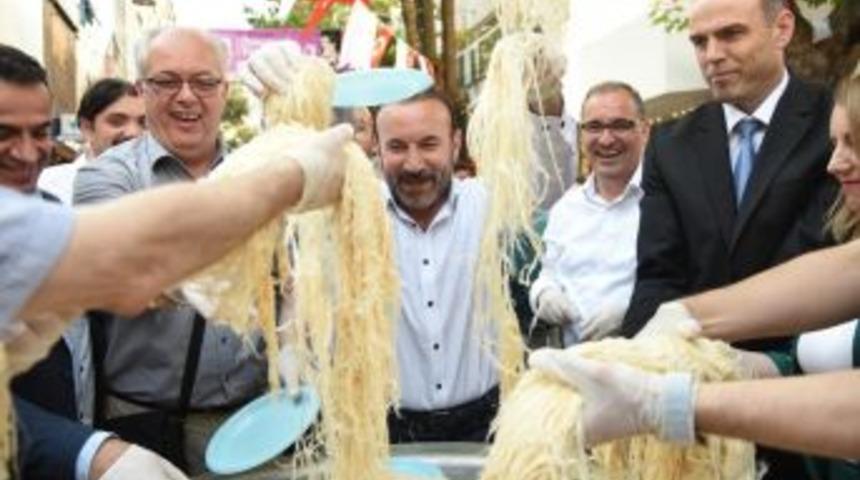 Pişmaniye Festivali&rsquo;nin İkinci Ayağı İzmit&rsquo;te Devam Edecek