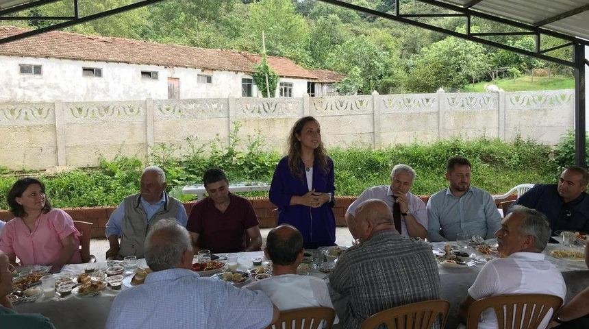 D&uuml;zce &Uuml;niversitesi Ak&ccedil;akoca&rsquo;nın Davutağa K&ouml;y&uuml;ne Konuk Oldu