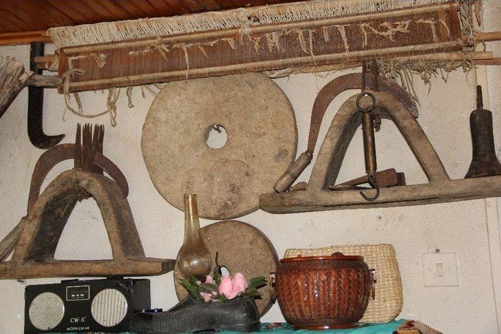 Dedesinin Emaneti Asırlık Malzemelerle Köy Evini Müzeye Dönüştürdü G1