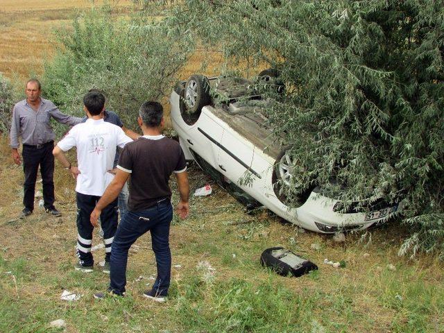 Afyonkarahisar’da Trafik Kazası: 2’si Çocuk 4 Yaralı