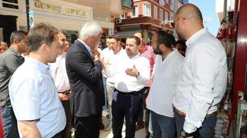 Başkan Yılmaz, Selzede Esnafın Sorunlarını Dinledi