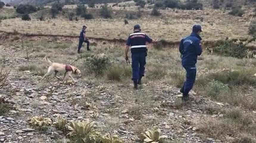 Kayıp Adamı Arama &Ccedil;alışmaları S&uuml;r&uuml;yor