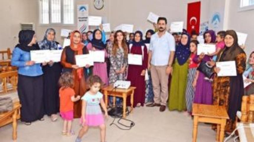 Ceylanpınarlı Kadınlar İnterneti Daha G&uuml;venli Kullanacak