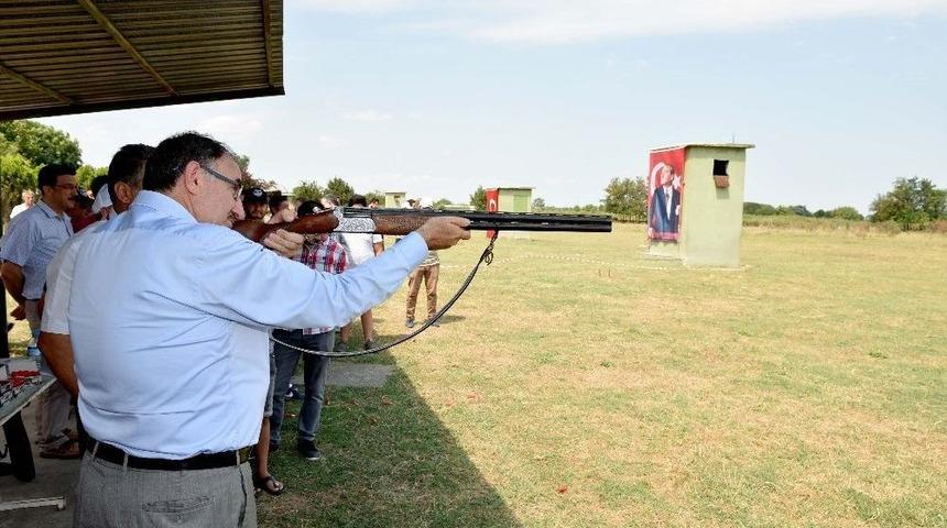Mustafakemalpaşa’da Atıcılık Festivali
