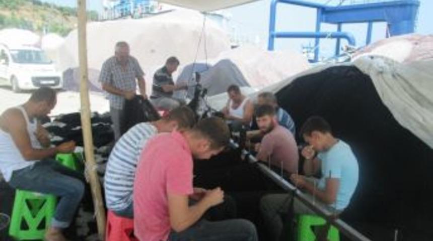 Erdekli Balık&ccedil;ılar Av Sezonuna Hazırlanıyor