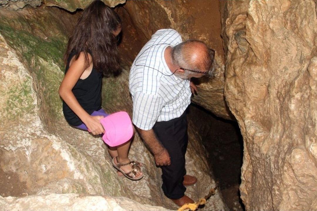 Serinlemek İsteyen Buzluk Mağarasına Geliyor