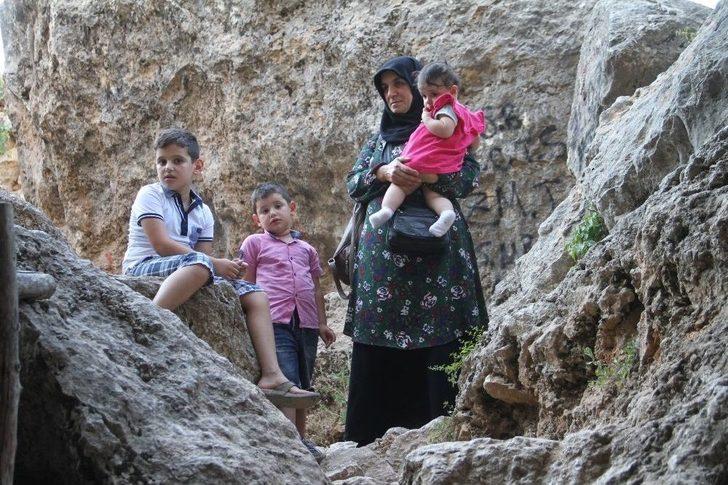 Serinlemek İsteyen Buzluk Mağarasına Geliyor G2